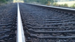 Железнодорожный переезд на ночь закроют в Южно-Сахалинске