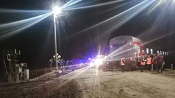 В РЖД прокомментировали ДТП с участием поезда и грузовика в Долинском районе