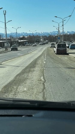 Мэрия Южно-Сахалинска взяла под контроль ситуацию с грязью на дорогах 