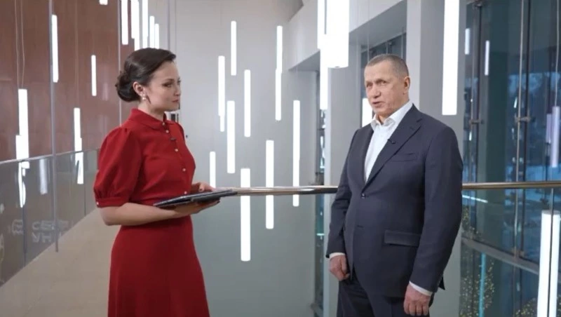  Трутнев: Сахалинская область протянула руку помощи Камчатке, страдающей от последствий циклона 