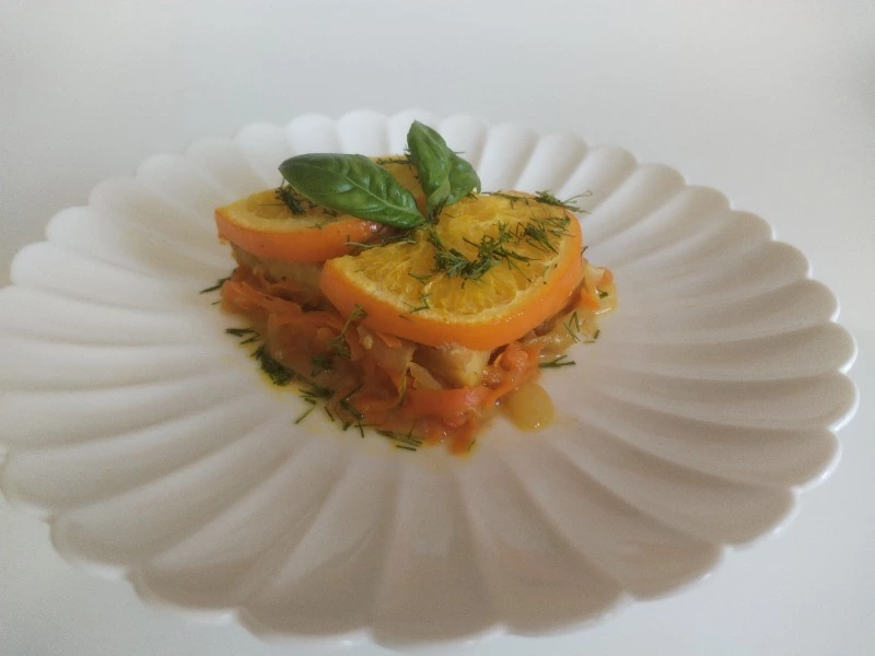 Минтай с апельсинами