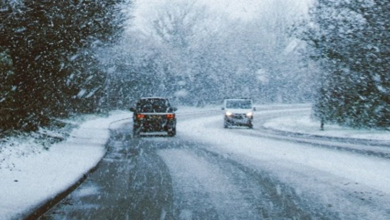 На севере Сахалина из-за непогоды перекрыли федеральную трассу