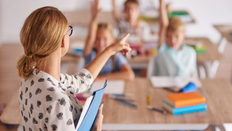 СМИ: в России обсуждают введение ипотеки для учителей со льготной ставкой