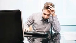 Мужчина перевел биржевым мошенникам 2,5 млн рублей в Южно-Сахалинске 