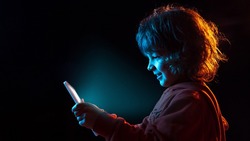 На Сахалине детей защитят от интернет-травли