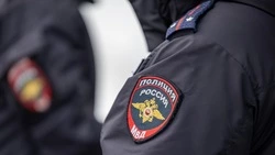 Пенсионер из Охи обокрал чужую квартиру из-за нехватки денег