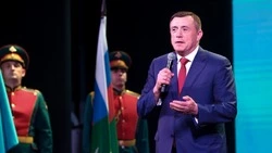 Валерий Лимаренко поздравил работников следствия с профессиональным праздником