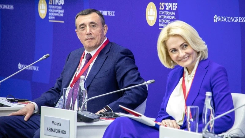 Новые сады, школы, поликлиники, жильё: о чем региону удалось договориться на ПМЭФ