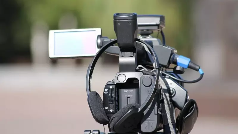 Легендарная программа о путешествиях летит на Сахалин. Будут искать, где поесть