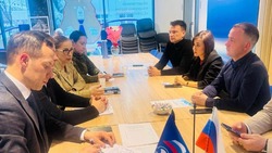 Встреча регионального Совета сторонников партии «Единая Россия» прошла на Сахалине 