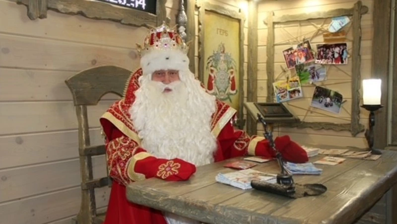 Горячая линия «Деда Мороза и его цифровых помощников» заработала у Ростелекома