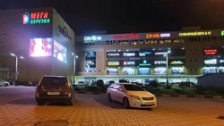 Агрессивный посетитель ТЦ «Мега Березка» кидался на людей