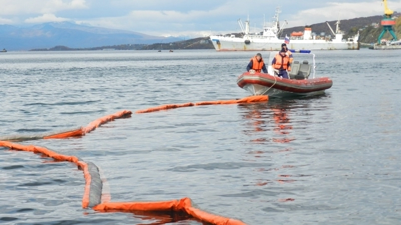 Опасный разлив