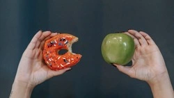 Диетолог рассказал об опасности похудения к лету