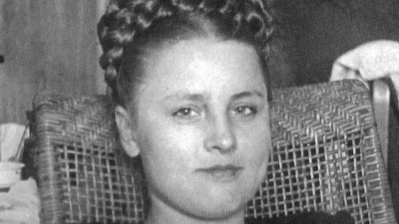 Сотый год бесстрашной Людочки