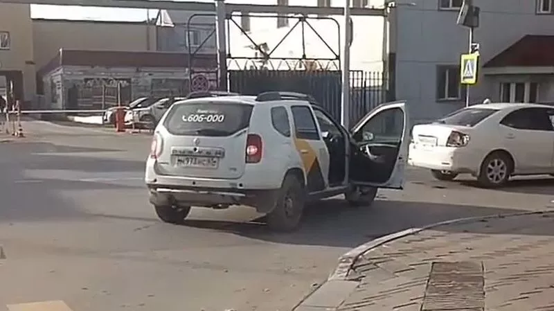 В Южно-Сахалинске «водитель НЛО» врезался в иномарку на пешеходном переходе