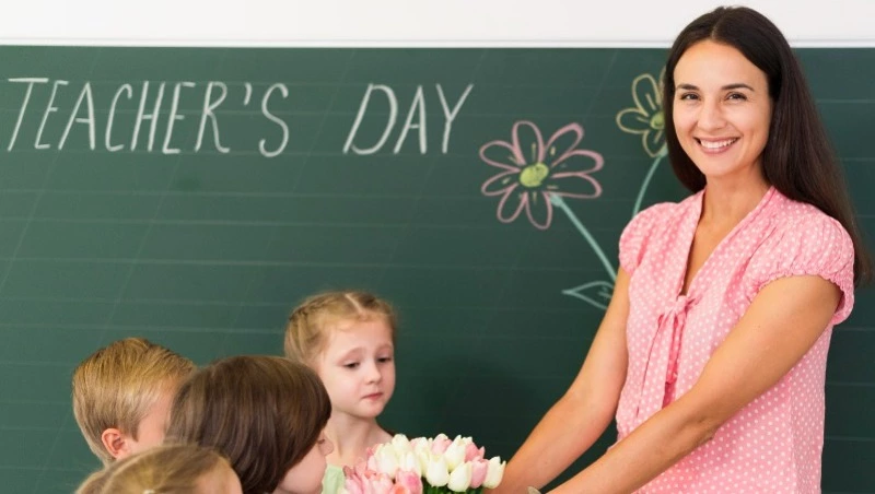 Октябрь 2024: главные праздники и важные события в России и мире