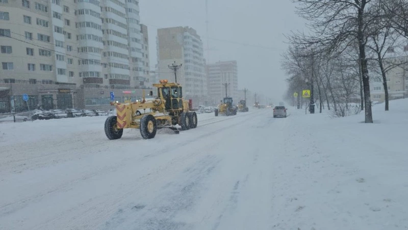 Более 250 бригад задействовали в ликвидации последствий циклона на Сахалине