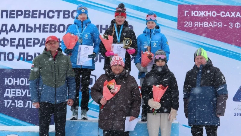 Первенство ДФО по лыжным гонкам стартовало в Южно-Сахалинске