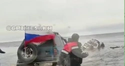 Сахалинец утопил внедорожник по пути на Крильон
