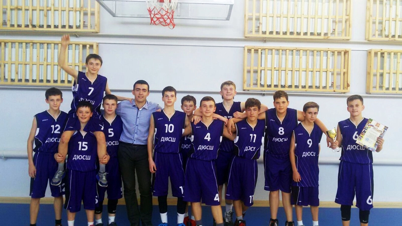 Сахалинские баскетболисты вышли в полуфинал первенства России