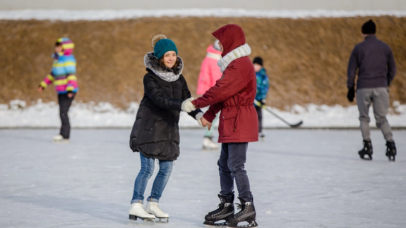 Качество льда на катках Южно-Сахалинска улучшилось