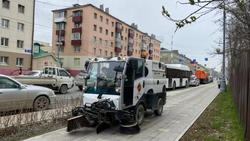 Почти 3 тысячи дорожных ям ликвидировали в Южно-Сахалинске
