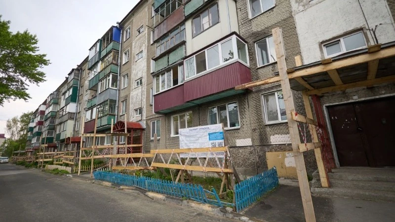 В Южно-Сахалинске проведут капитальный ремонт десятков многоквартирных домов   