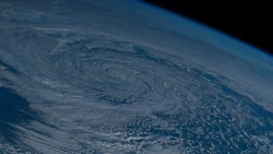 Предупреждение МЧС: на Северо-Курильск надвигается мощный циклон