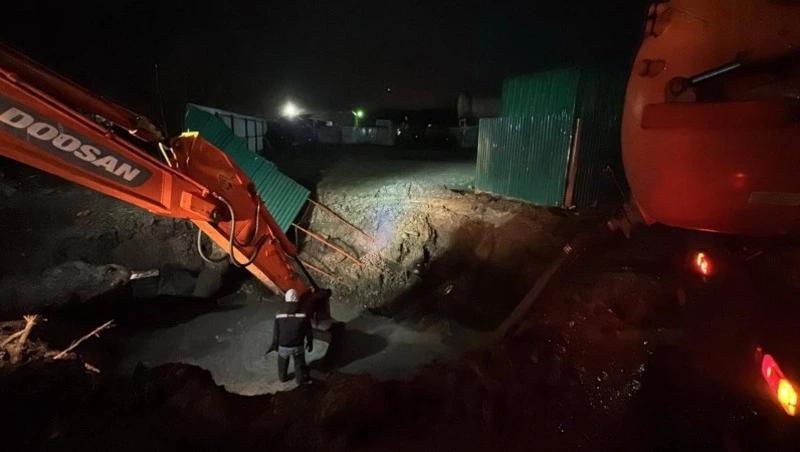 Микрорайон в Поронайске оставили без водоснабжения в ходе ремонта 