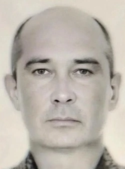 В Южно-Сахалинске месяц ищут 51-летнего мужчину с залысиной