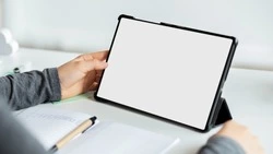 Житель Южно-Сахалинска обокрал молодую сожительницу в доме своих родителей