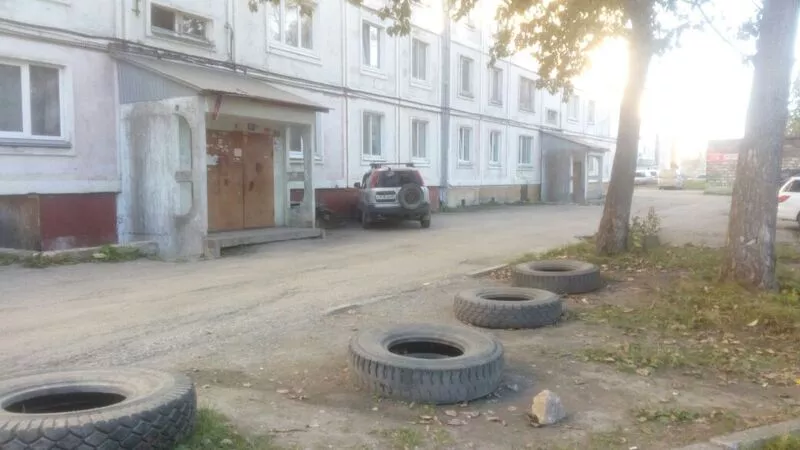 Южносахалинцы ударили по автохамам шинами