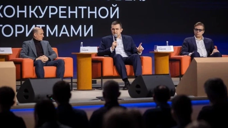 В России спрос на сотрудников, владеющих навыками работы с ИИ, вырос почти вдвое