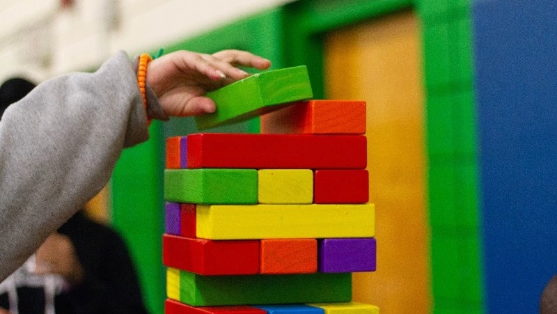 Родители заступились за обвиненного в издевательствах воспитателя в Красногорске