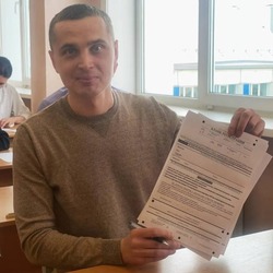 Блогер вместе с родителями старшеклассников сдал ЕГЭ на Сахалине 24 марта