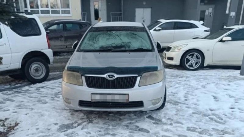 «Паркуюсь где хочу»: в Южно-Сахалинске автохамы массово захватывают газоны