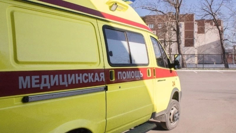 Три иномарки столкнулись на перекрестке в Южно-Сахалинске