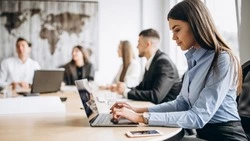 Аналитики назвали самые высокооплачиваемые вакансии на Сахалине за февраль 2023 года 