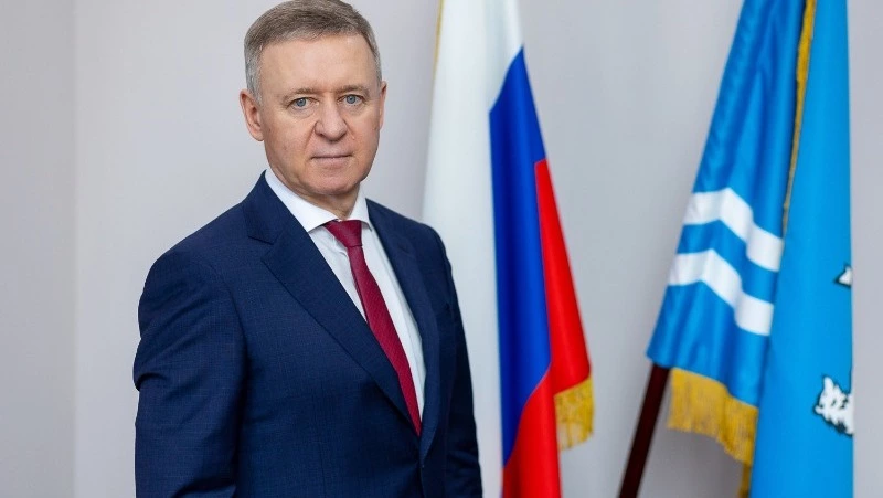 Мэр Южно-Сахалинска поздравил педагогов с профессиональным праздником