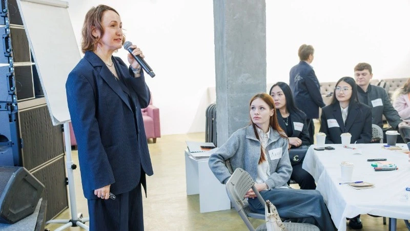 Тренинг по развитию лидерских компетенций собрал более 50 участников в Южно-Сахалинске