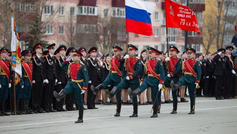 Военный парад в Южно-Сахалинске: как он прошел 9 мая 2024 года