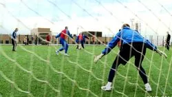 Для южносахалинцев построили мини-стадион с тренажерами и футбольной площадкой