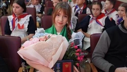 Школьница из Уссурийска спасла ребенка с карниза третьего этажа