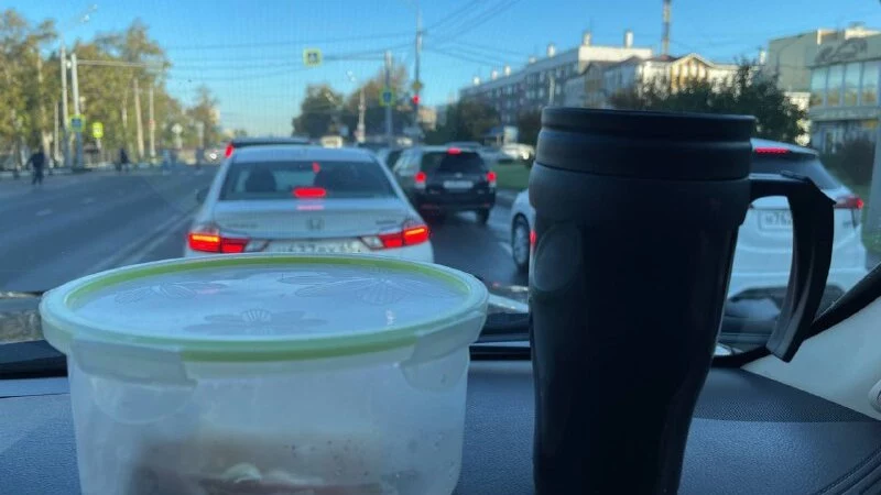 «Как стояли, так и стоим». Столицу Сахалина сковали пробки