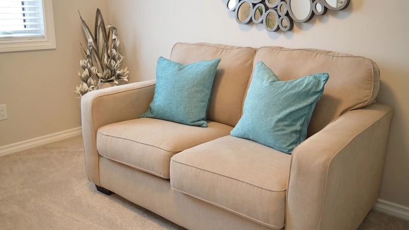 Сахалинцы стали жертвами продавца несуществующей мебели из Волгоградской области