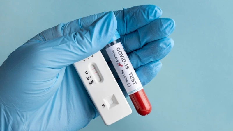 «Ковид останется с людьми навсегда»: прогноз эпидемиолога по заболеваемости COVID-19