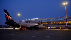 Первых пассажиров транзитного рейса из Москвы через Красноярск приняли в Южно-Сахалинске