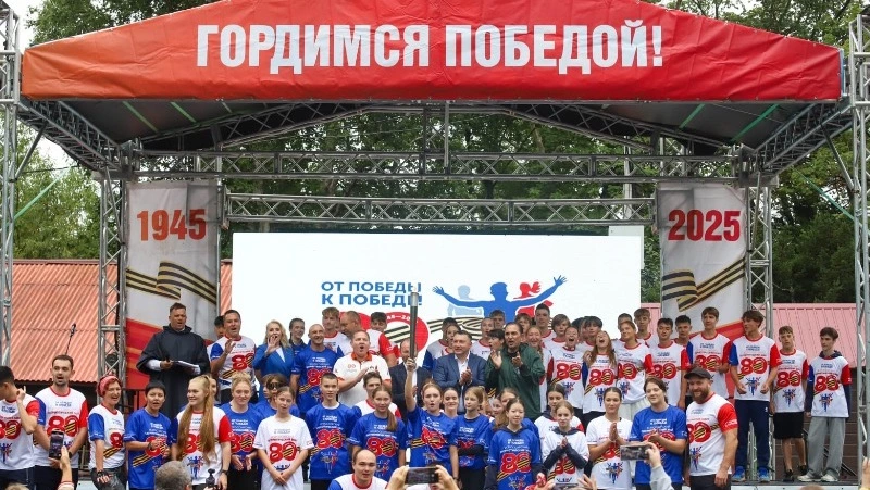 Забег в честь 80-летия Победы прошел в Южно-Сахалинске