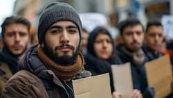В ноябре 2024 года въезд мигрантам в Россию ужесточат, а блогеров промаркируют